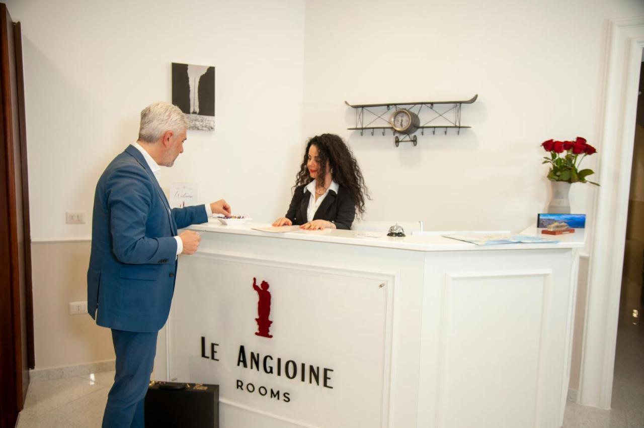 Le Angioine Rooms Neapel Exteriör bild